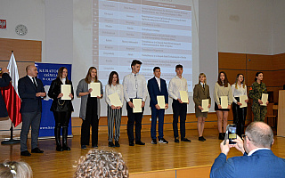 Zdolna młodzież ze wschodu województwa odebrała stypendia premiera Zdolna młodzież ze wschodu województwa odebrała stypendia premiera